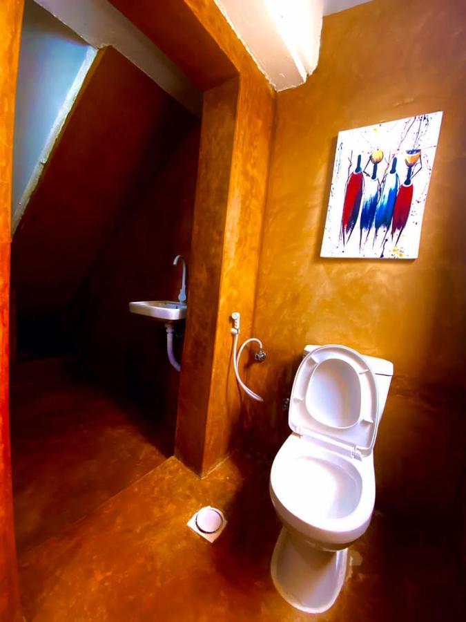 Vick Boutique Hotel With New Power Backup Нунгві Екстер'єр фото